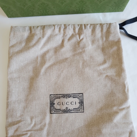 NWT Gucci Blue Green Red Strawberries Wool Knit Pet Sweater Size XXS - Picture 12 of 14